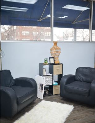 More Photos Of 2807 Independence Ave, Kansas City Storefront For Lease
