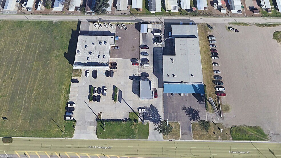 More Photos Of 1215 E Expressway 83, Mission Storefront Retail Office For Lease