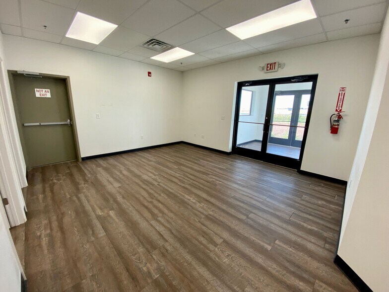 More Photos Of 14480 Commerce Park Blvd, Williston Industrial For Sale
