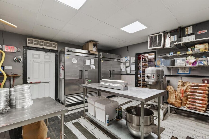 More Photos Of 125 N Main St, Hastings Restaurant For Sale