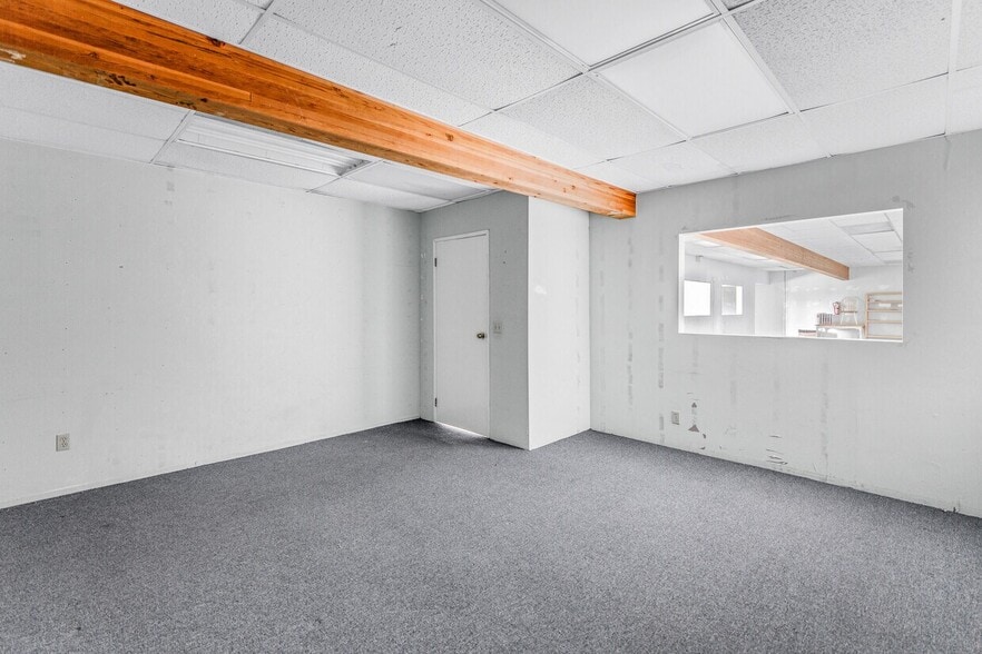 More Photos Of 826 W Santa Anita Ave, San Gabriel Manufacturing For Lease