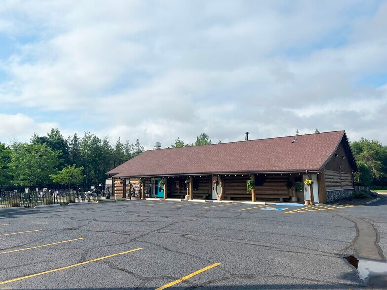 Primary Photo Of 2793 State 371 SW, Pine River General Retail For Sale