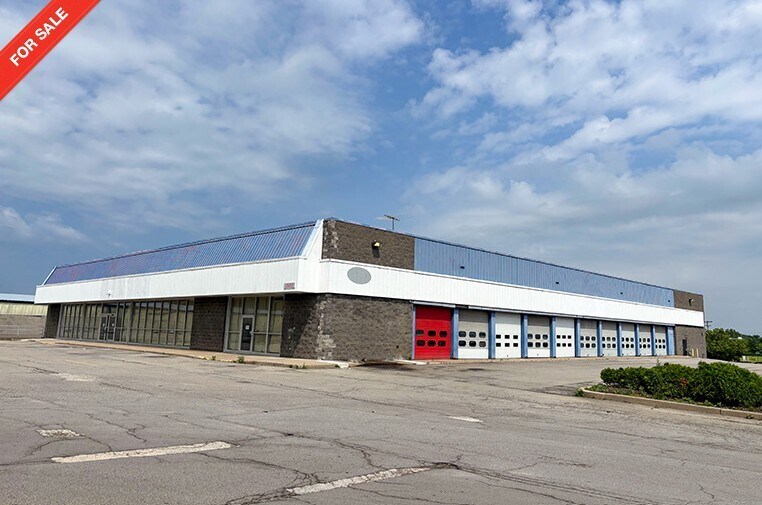 Primary Photo Of 1181 N Greece Rd, Rochester Freestanding For Sale
