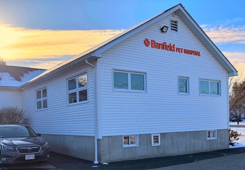 Primary Photo Of 51 Peter Kristof Way, Medfield Veterinarian Kennel For Sale