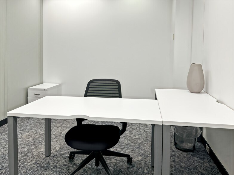 More Photos Of 3499 Blazer Pky, Lexington Coworking Space