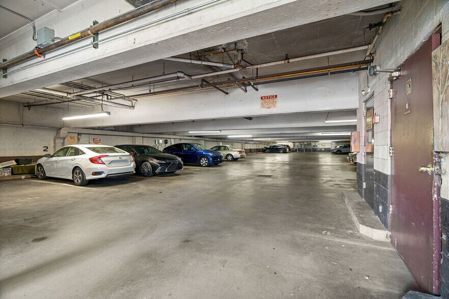 More Photos Of 1825 N Gramercy Pl, Los Angeles Apartments For Sale