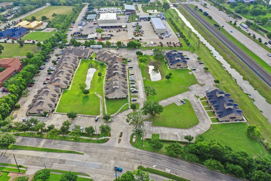 More Photos Of 140 Eldridge Rd, Sugar Land Medical For Lease