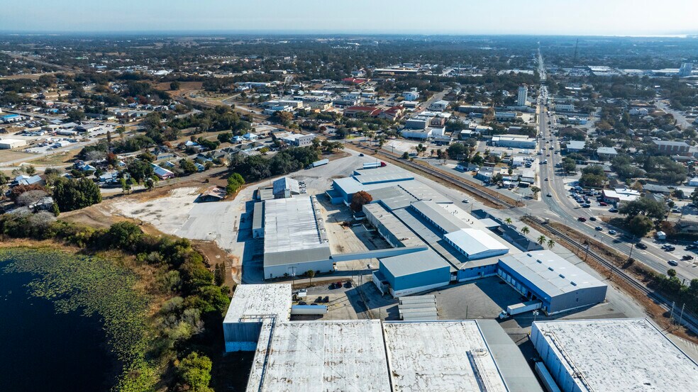 More Photos Of 8 Railroad Ave, Haines City Warehouse For Sale