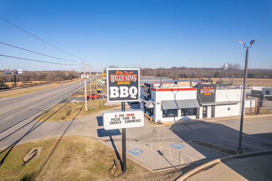 More Photos Of 13481 S State Highway 51, Coweta Fast Food For Sale