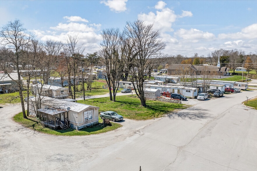 More Photos Of 214 Woodlawn Ave E, Jamestown Manufactured Housing Mobile Home Park For Sale