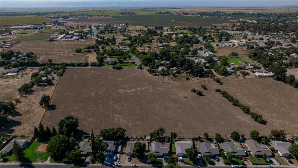 More Photos Of 1425 5th St, Colusa Land For Sale