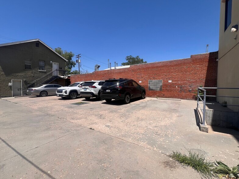 More Photos Of 931 Santa Fe Dr, Denver Storefront Retail Office For Lease