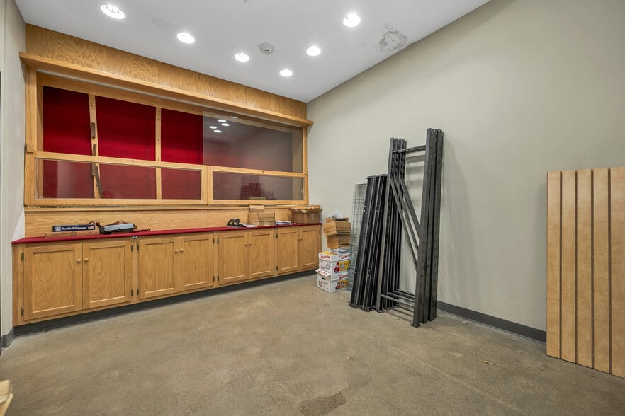 More Photos Of 149 State St, Groveton Freestanding For Sale