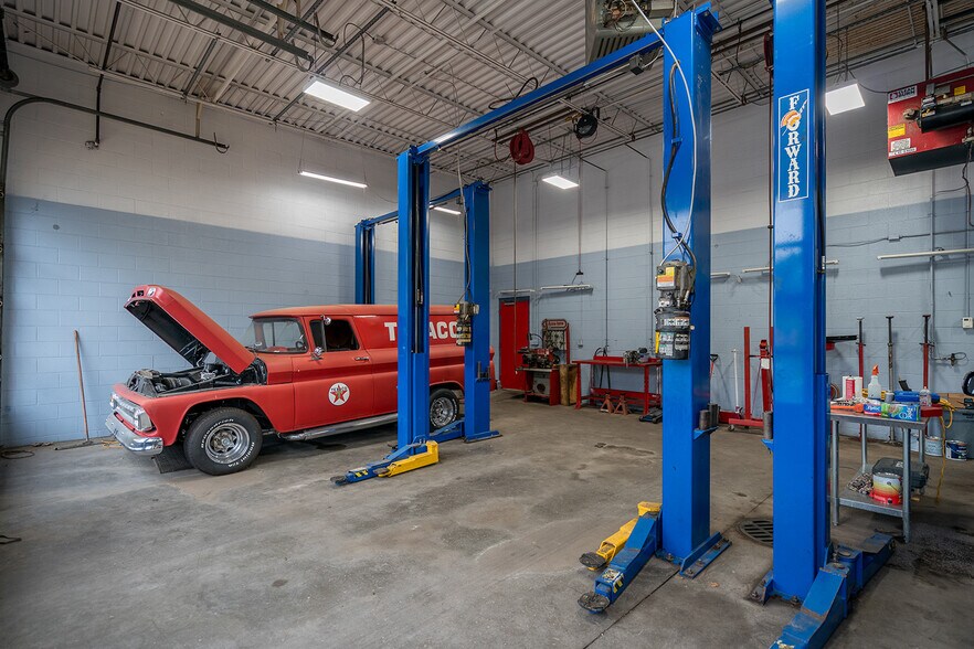 More Photos Of 7530 Midlothian Tpke, North Chesterfield Auto Dealership For Sale