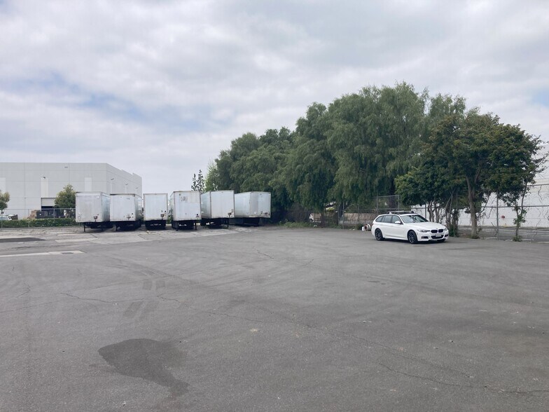 More Photos Of 17721 E Railroad St, City of Industry Warehouse For Lease