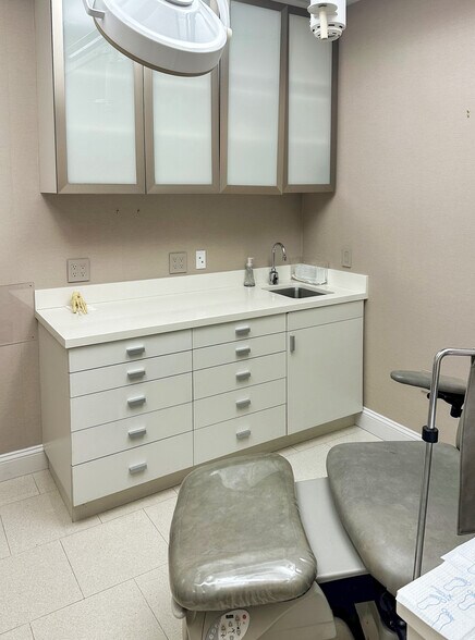 More Photos Of 1111 Park Ave, New York Apartments For Sale