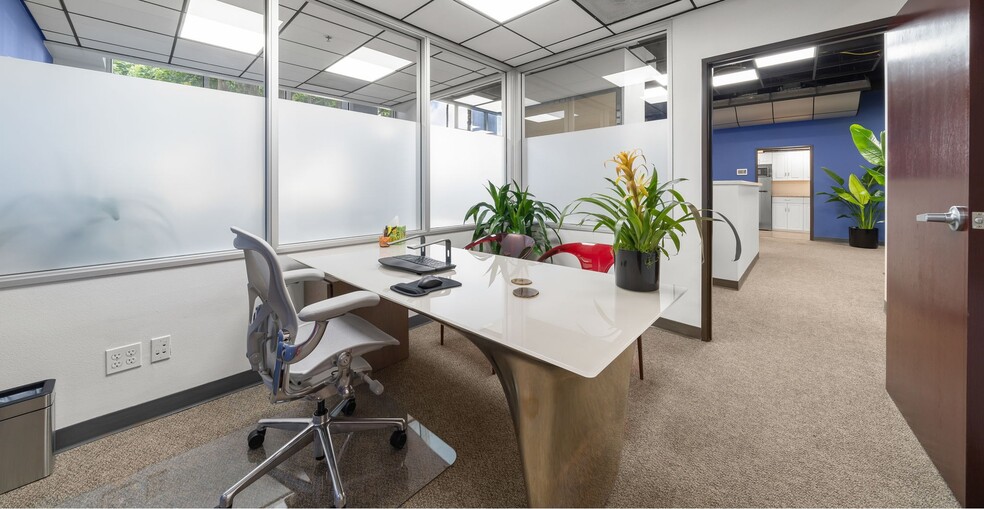 More Photos Of 400 W Ocean Blvd, Long Beach Apartments For Lease