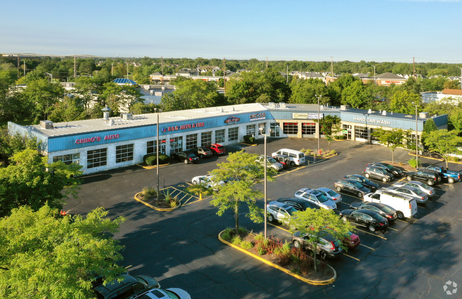 Primary Photo Of 1801-1811 W Wise Rd, Schaumburg Auto Repair For Sale