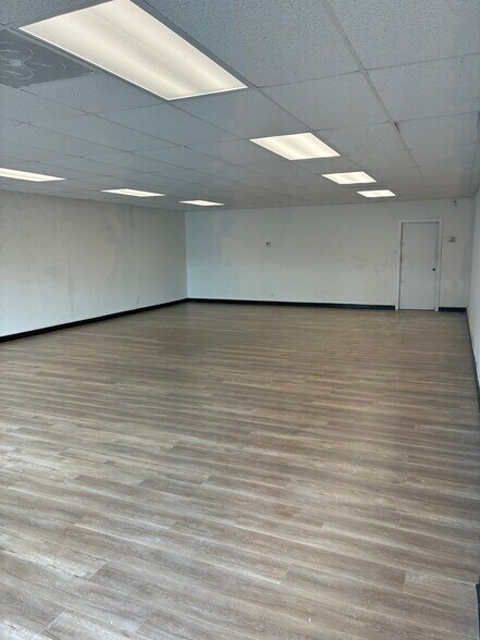More Photos Of 961-971 Front St, Novato Unknown For Lease