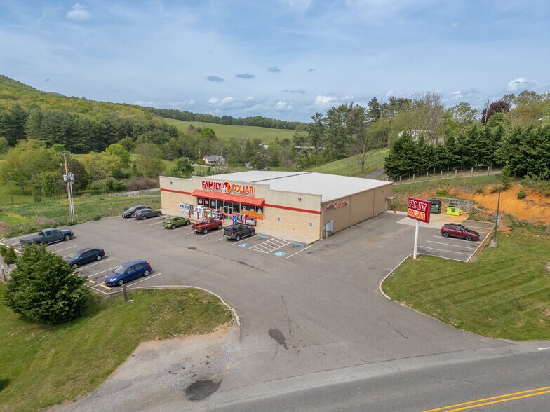 More Photos Of 555 Fort Chiswell Rd, Fort Chiswell Freestanding For Sale
