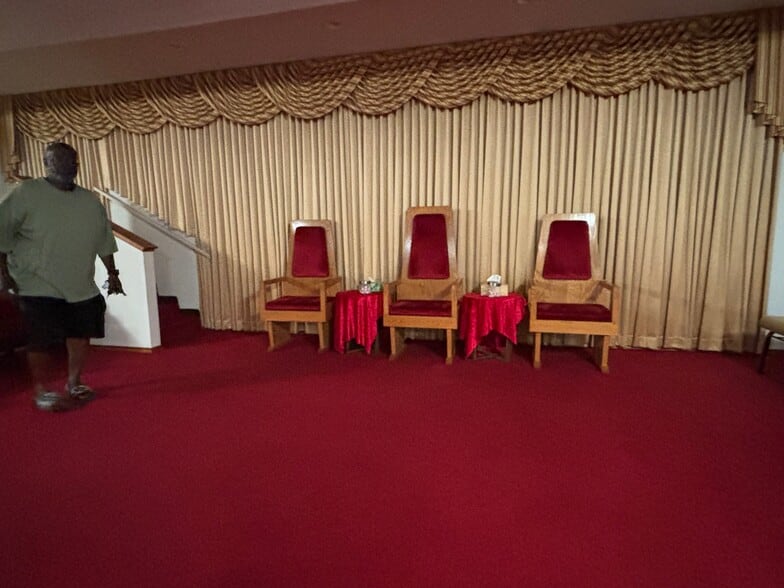 More Photos Of 13304 Toepfer Rd, Warren Religious Facility For Sale