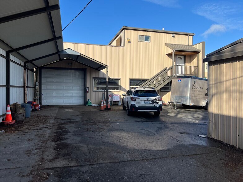 Primary Photo Of 14309 Midvale Ave N, Seattle Warehouse For Lease