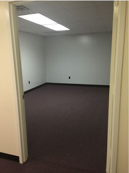 More Photos Of 120 Kisco Ave, Mount Kisco Light Manufacturing For Lease