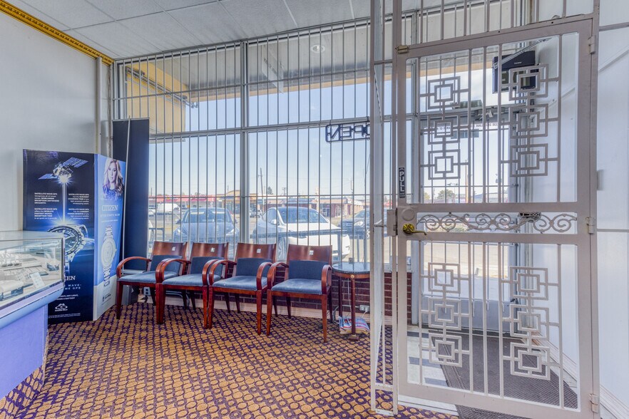 More Photos Of 1077 S Federal Blvd, Denver Storefront For Sale