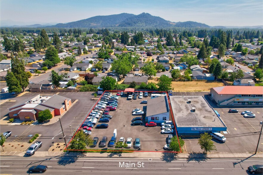 Primary Photo Of 3897 Main St, Springfield Auto Dealership For Sale