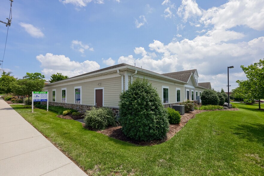 More Photos Of 84 Doe Run Rd, Manheim Medical For Lease