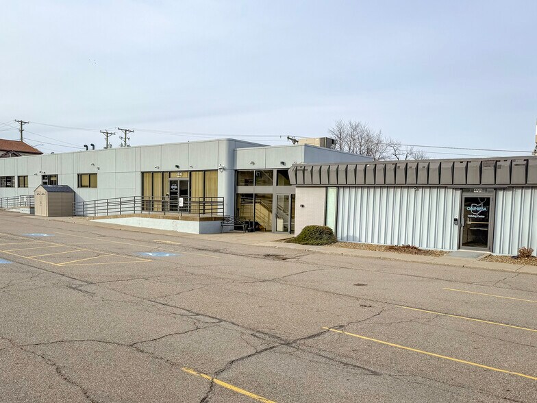 More Photos Of 2228-2230 Sunset Blvd, Steubenville Office For Lease