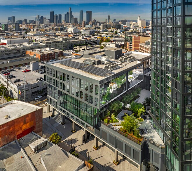 More Photos Of 530 Mateo St, Los Angeles Office For Sale