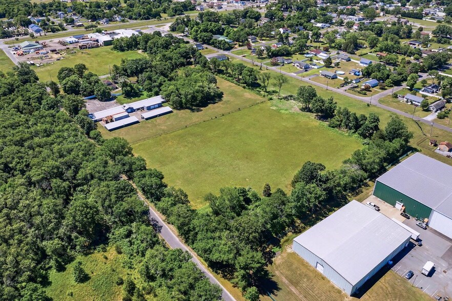 More Photos Of 50 Clara St, Landisville Warehouse For Sale