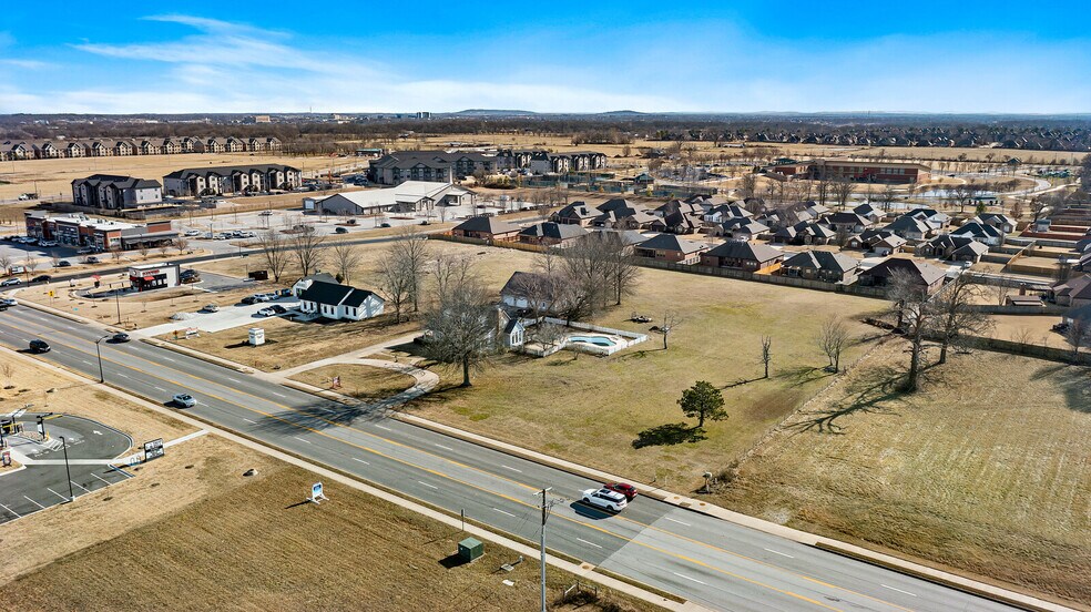 More Photos Of 1261 SW Regional Airport Blvd, Bentonville Land For Sale