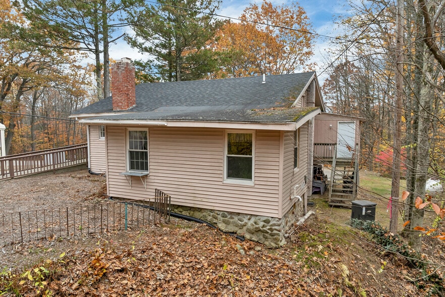 More Photos Of 136 Daniel Webster Hwy, Meredith General Retail For Sale