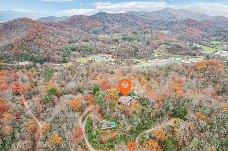 More Photos Of 354 Ivy Ridge Cir, Sylva Specialty For Sale