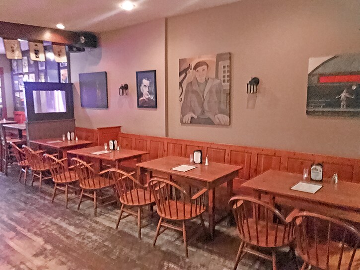 More Photos Of 2013 Walnut St, Philadelphia Apartments For Lease