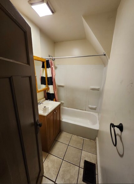 More Photos Of 120-128 Lenox St, Rochester Apartments For Sale