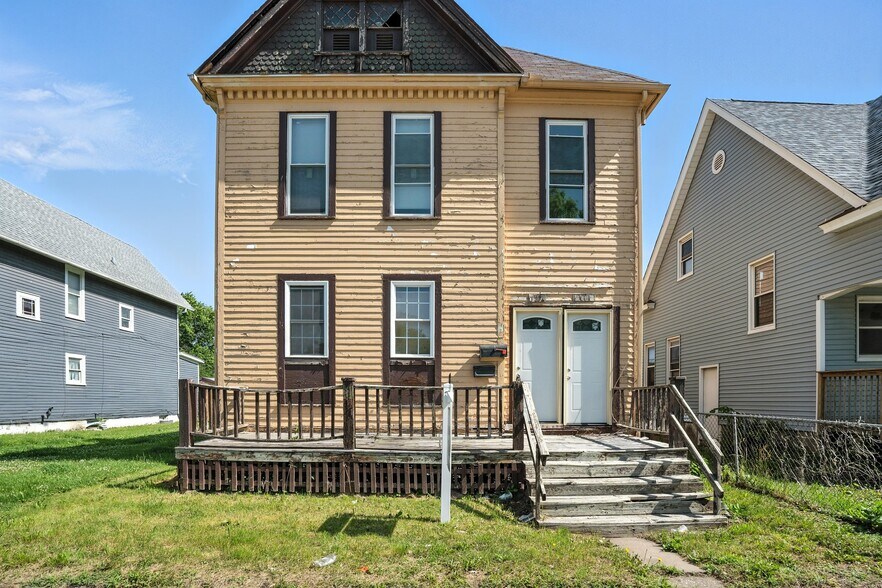 More Photos Of 1614 W 3rd St, Davenport Apartments For Sale