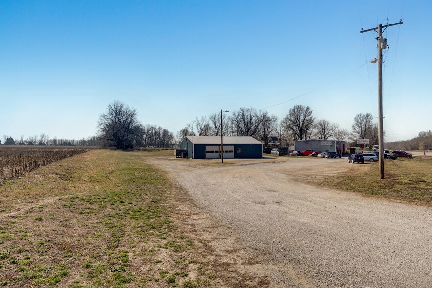 More Photos Of 972 US Highway 60 S, Billings Industrial For Sale