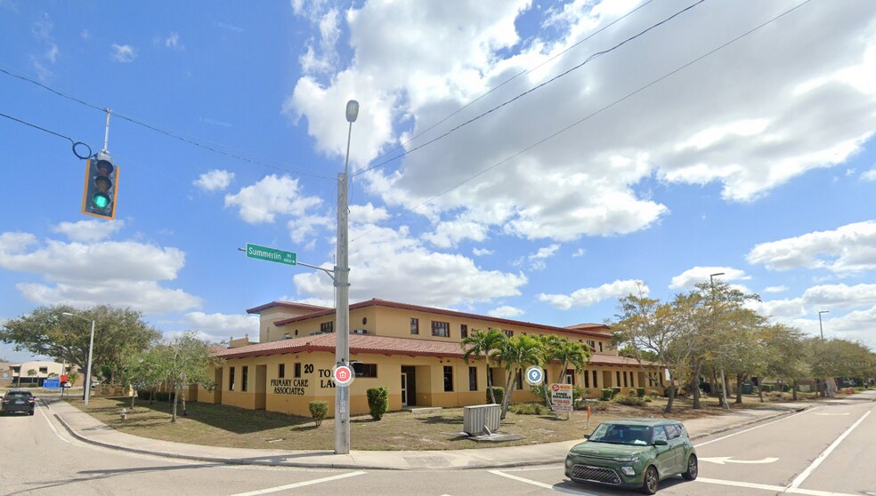 More Photos Of 20 Barkley Cir, Fort Myers Medical For Lease
