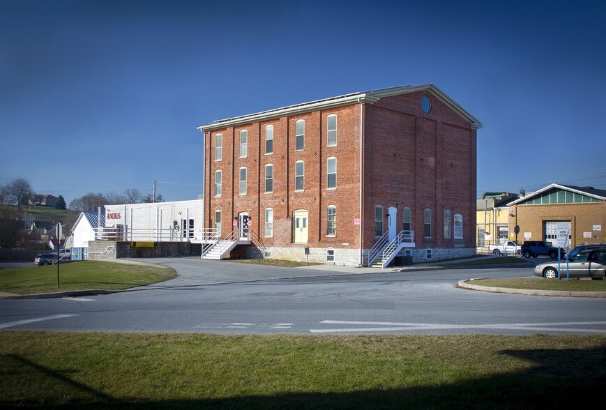 Kutztown Storage Dandk Organizer