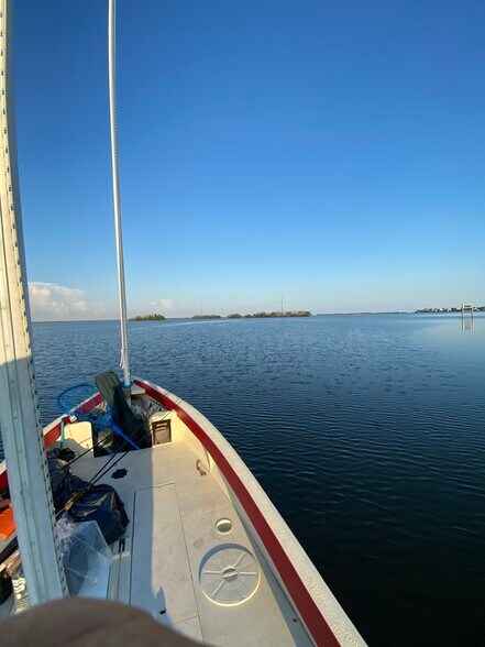More Photos Of 3096 Skipper Ln, Saint James City Marina For Sale
