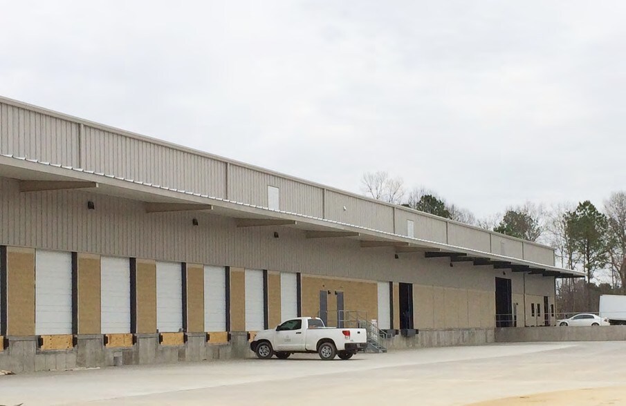 More Photos Of 195-199 Shop Grove Dr, Columbia Warehouse For Lease