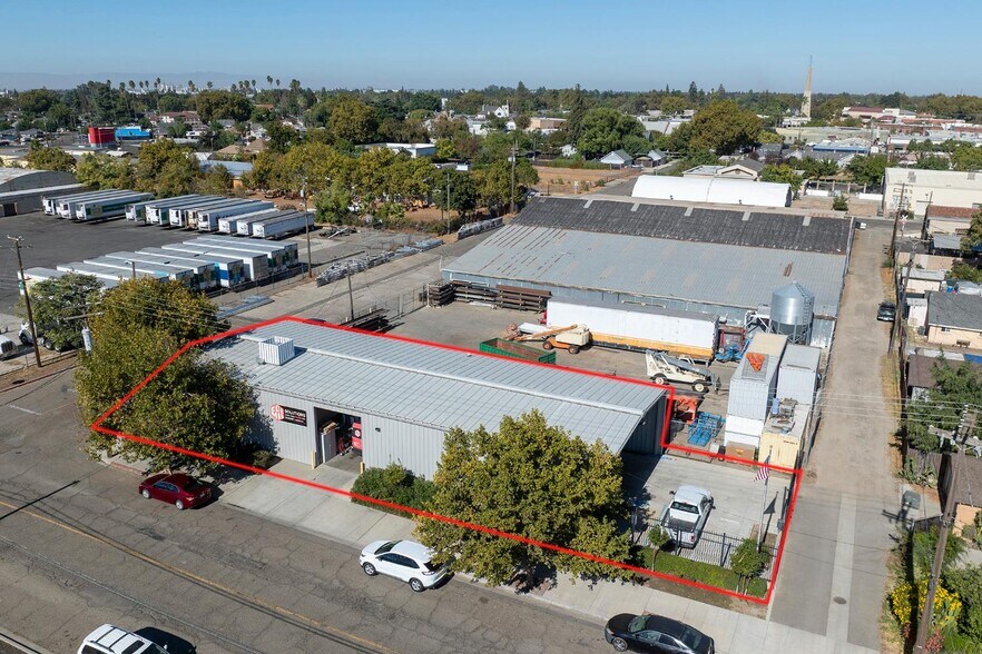 More Photos Of 213 C St, Turlock Warehouse For Sale