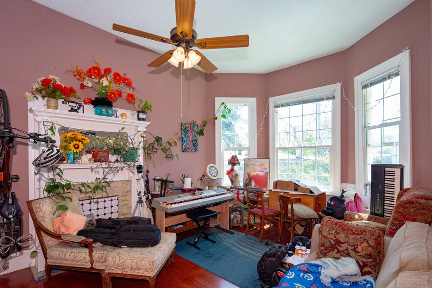 More Photos Of 1507 Prince St, Berkeley Apartments For Sale