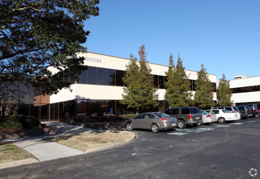 More Photos Of 2 S Park Cir, Charleston Office For Lease