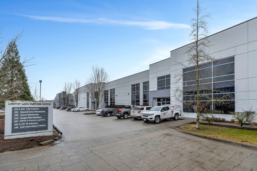 More Photos Of 2567 192nd St, Surrey Warehouse For Lease