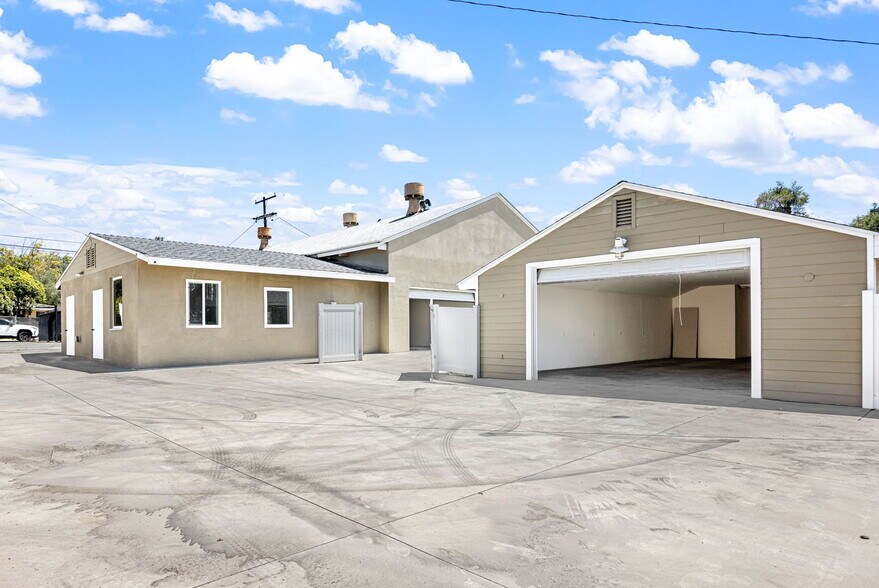 More Photos Of 791 Vernon Dr, Upland Warehouse For Sale