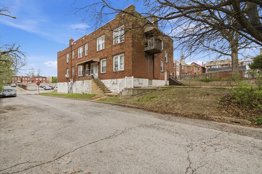 More Photos Of 4260-4262 Michigan Ave, Saint Louis Apartments For Sale